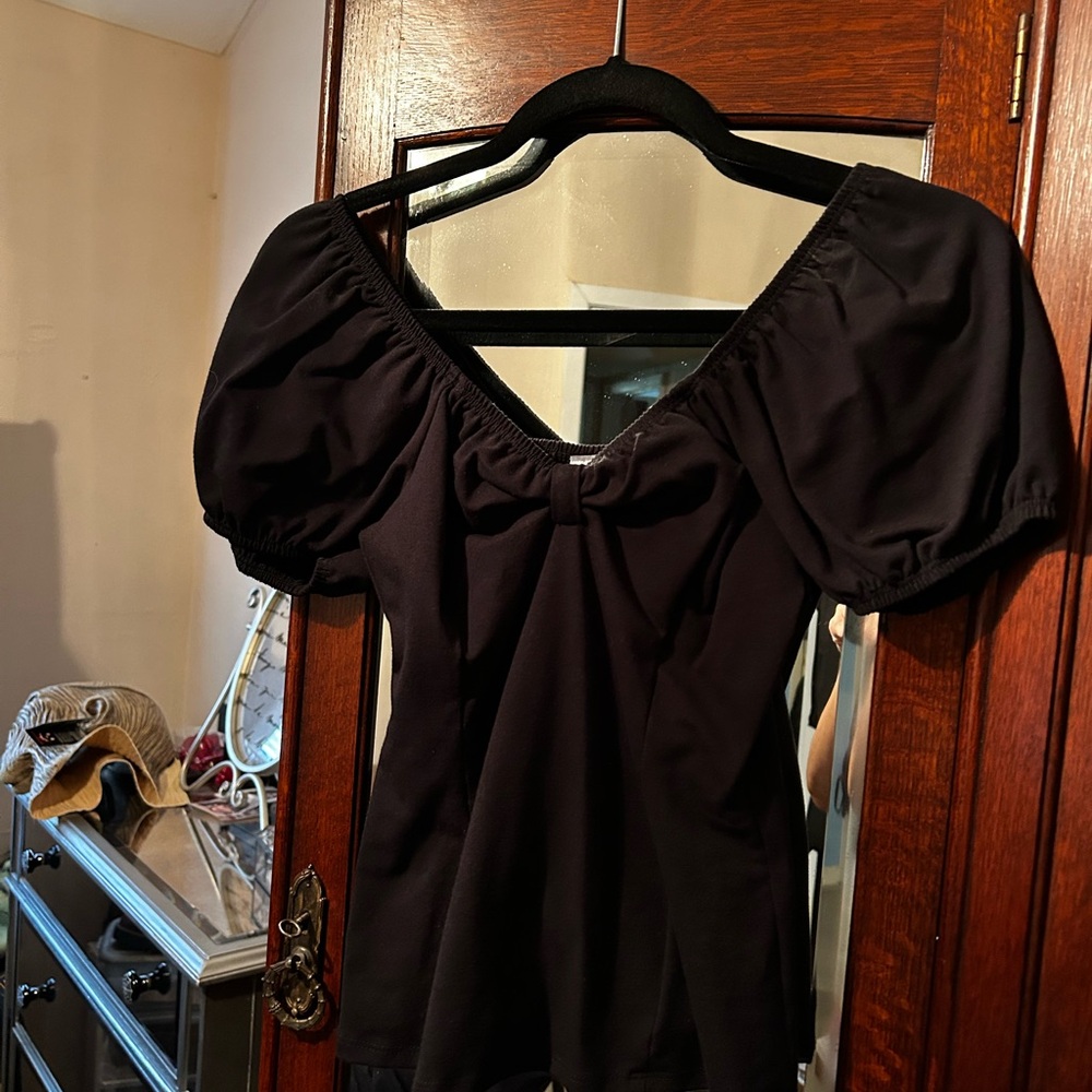 Vixen Black Puff Sleeve Top